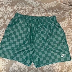 Nike Men's Green Checkerboard Athletic Shorts